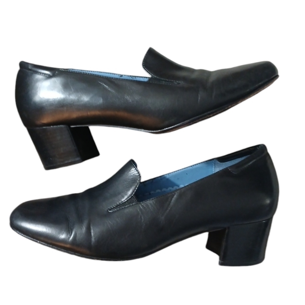Aravon by New Balance Black Leather Heeled Loafer Women's Size 9